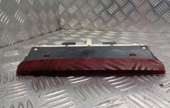 Suzuki Liana Third/center stoplight