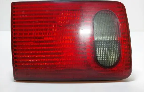 Audi A8 S8 D2 4D Tailgate rear/tail lights 4D0945093