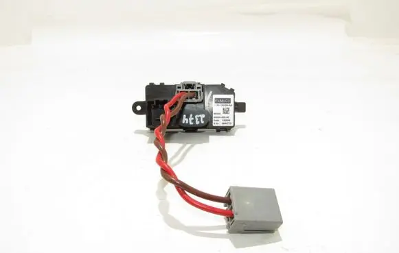 Ford Focus Heater blower fan relay AV6N19E624AA
