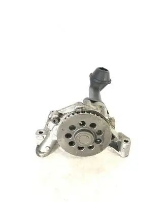 Volkswagen Golf VI Oil pump 03L115105B
