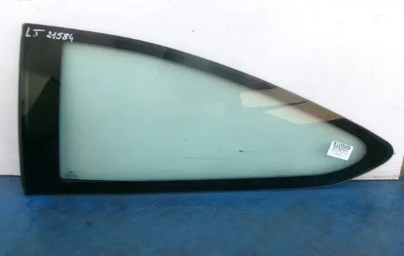 Ford Focus C-MAX Rear side window 