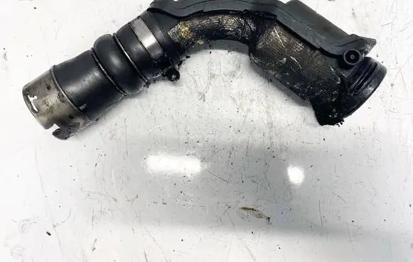 Intercooler hose/pipe