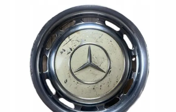 Mercedes-Benz 200 300 W123 Original wheel cap 