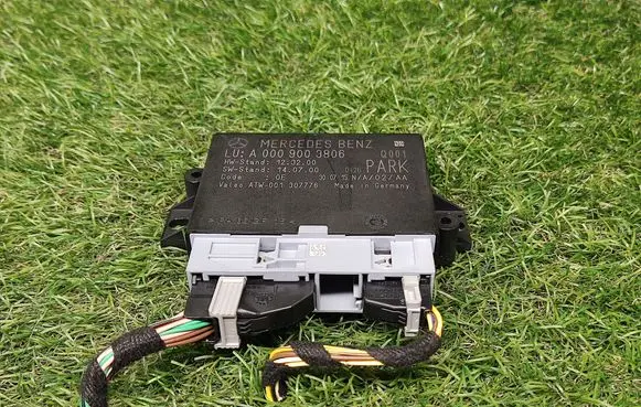 Mercedes-Benz C W205 Parking PDC control unit/module A0009003806