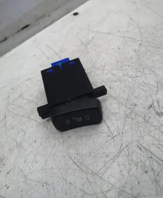 Honda CR-V Seat heating switch M33026 M32044