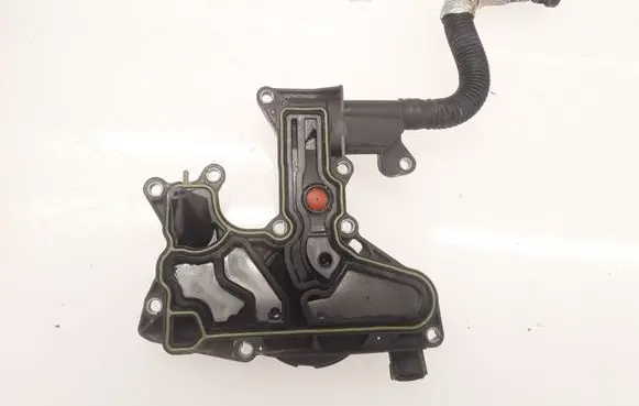 Audi A3 S3 A3 Sportback 8P Oil breather separator 06H103495A 06H103226A