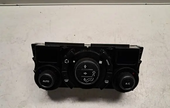 Peugeot RCZ Climate control unit 96718462XT E1062127 TA1011292A0427