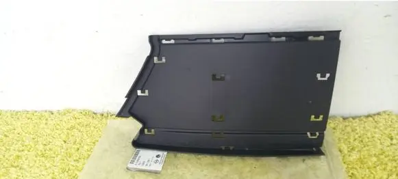 Opel Crossland X Front bumper lower grill 13477151