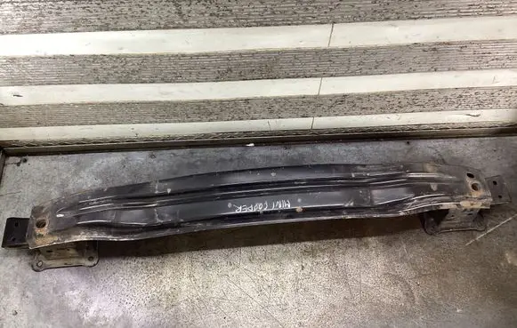 Mini Cooper Countryman R60 Front bumper cross member 2041105
