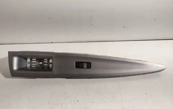 Mazda 2 Electric window control switch 3m7a24184d
