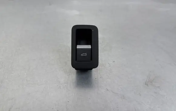Audi A4 S4 B9 Tailgate opening switch 4M0959831A
