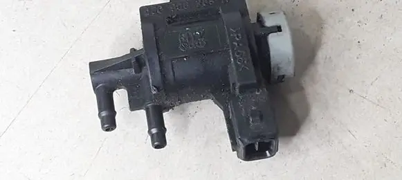 Audi A4 S4 B6 8E 8H Turbo solenoid valve 1J0906283A