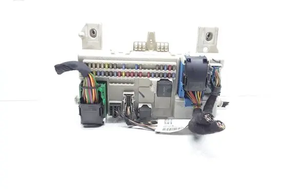 Volvo V50 Fuse module 30765015