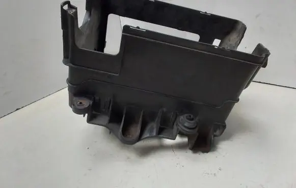 Skoda Fabia Mk1 (6Y) Battery box tray 6Q0915419B CZMC4 50889C