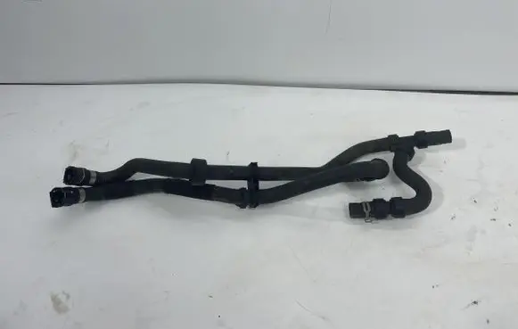 Renault Trafic III (X82) Engine coolant pipe/hose 924382711R