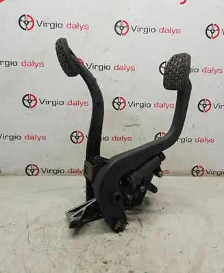 BMW 3 E46 Pedal assembly 1163863