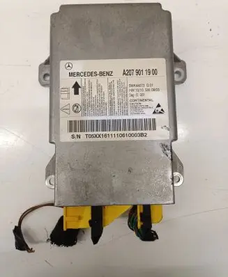 Mercedes-Benz E A207 Airbag control unit/module A2079011900