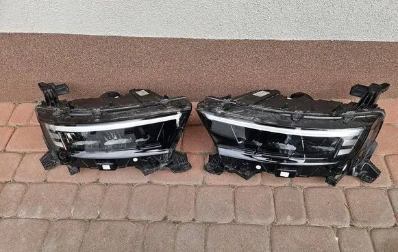 Opel Mokka B Headlight/headlamp 9860326480