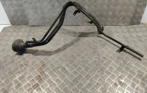 Nissan Qashqai Fuel tank filler neck pipe 