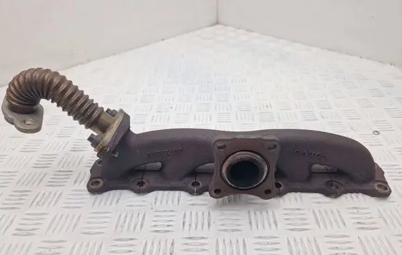 Volvo S60 Exhaust manifold 30757870