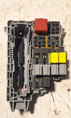 Opel Meriva A Fuse box set 93363140