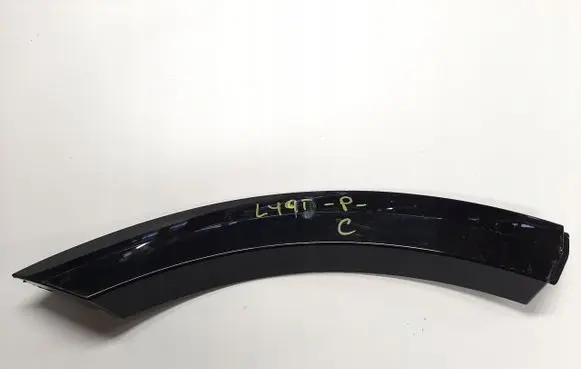 Audi Q8 Rear arch trim 4M8854820C
