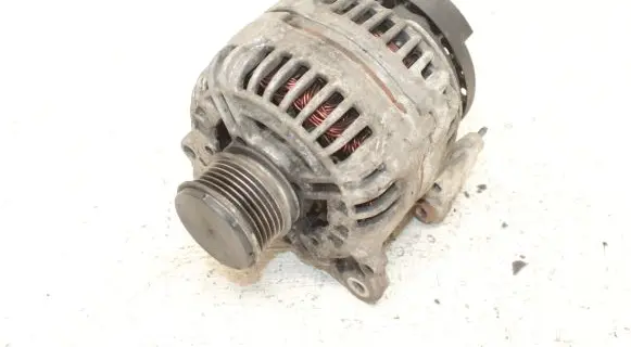 Audi Q3 8U Generator/alternator 03L903023