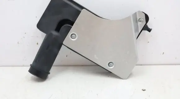 BMW X5 G05 Intake resonator 5A1F9C3MWGK290526 5A1F9C3