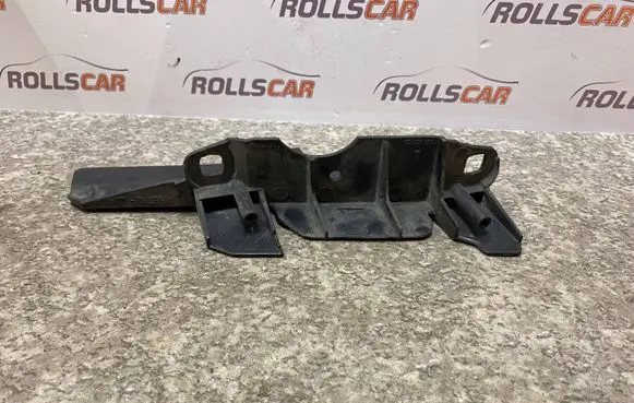 BMW 7 E38 Headlight/headlamp mounting bracket 1301073013