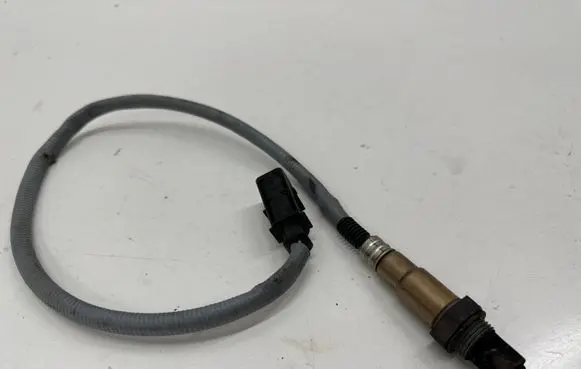 Mercedes-Benz C W205 Lambda probe sensor A0075421618