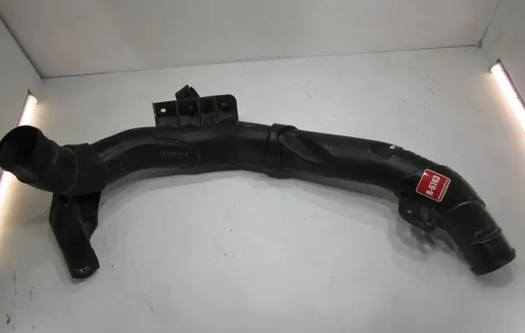 Volkswagen PASSAT B7 Intercooler air channel guide 5N0145840K
