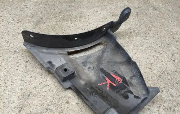 Mercedes-Benz GLB X247 Front wheel arch liner splash guards A2476900503