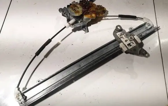 Nissan X-Trail T30 Sliding door window regulator with motor 
