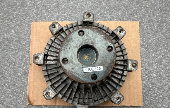 Mitsubishi Pajero Viscous fan clutch MD142419