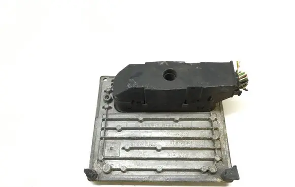 Ford Fiesta Engine control unit/module 6S6112A650FF K4022