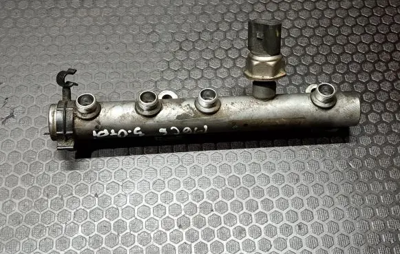 Fuel main line pipe