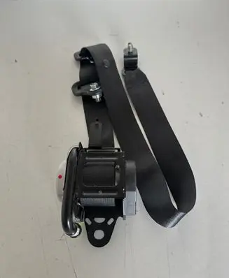 Nissan Leaf II (ZE1) Front seatbelt 638265001G 6442227