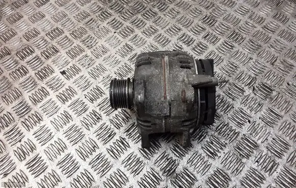 Volkswagen Touran I Generator/alternator 06F903023F