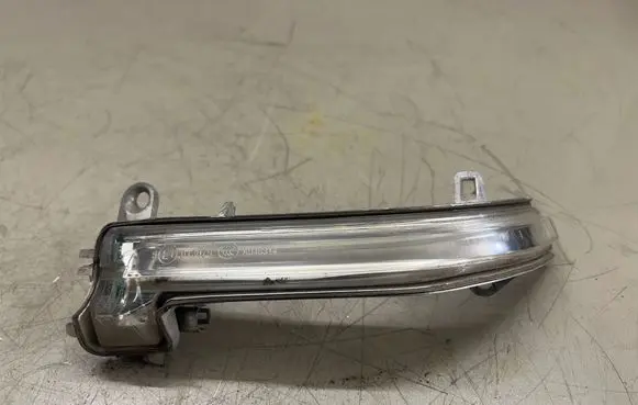 BMW 3 F30 F35 F31 Mirror indicator light 20203101 7380771