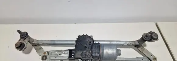 Volkswagen Polo V 6R Front wiper linkage and motor 6R1955119