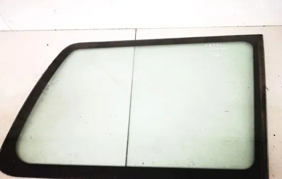 Subaru Forester SF Rear side window