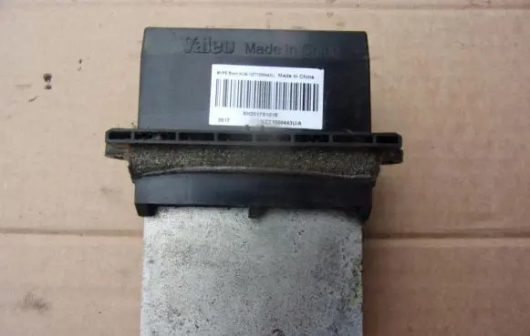 Fiat Freemont Heater blower motor/fan resistor