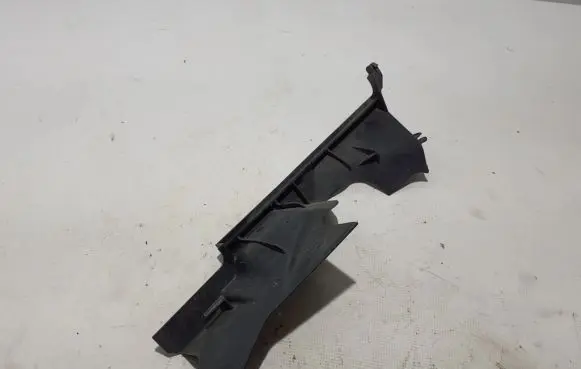 Intercooler air guide/duct channel