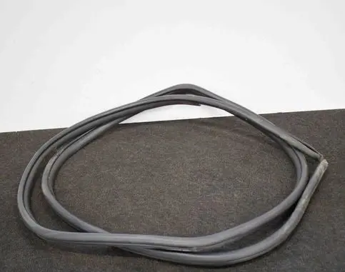 Toyota Verso-S Rubber seal rear door 