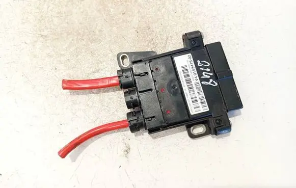 BMW 5 F10 F11 Coolant fan relay 6114915341802