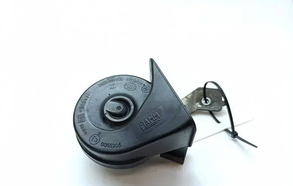 Mercedes-Benz B W246 W242 Horn signal A0065428620 2123E29 A046522
