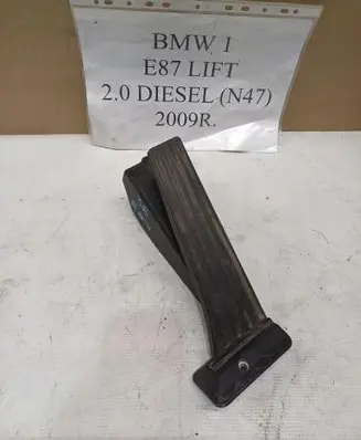 BMW 1 E81 E87 Accelerator throttle pedal 747666500