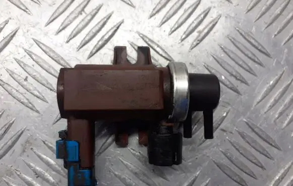 Ford C-MAX I Turbo solenoid valve 9650098380