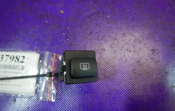 Skoda Praktik (5J8) Windscreen/window heater switch 5J0959621C