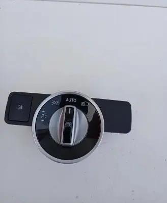 Mercedes-Benz C W204 Light switch A2129050551 10091531